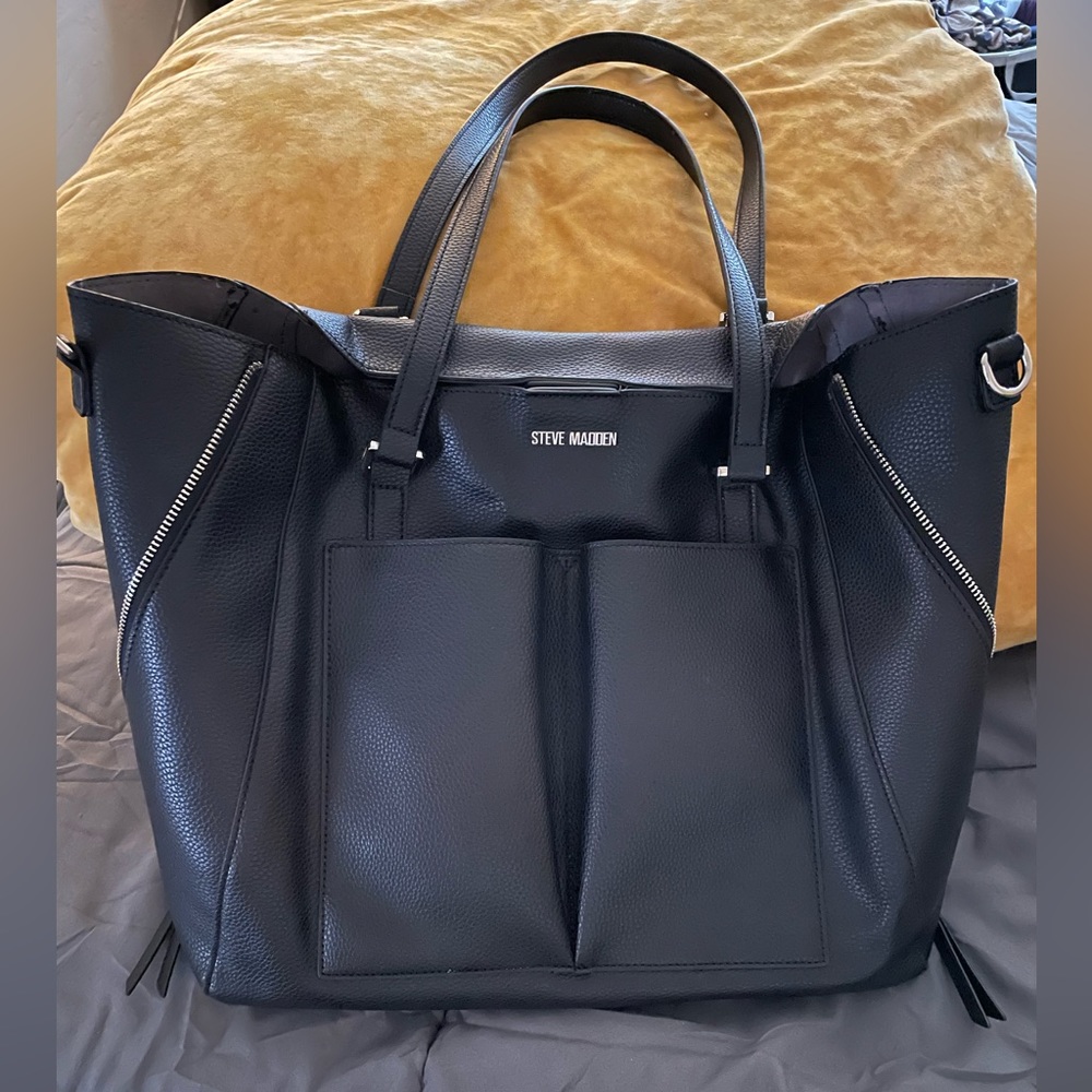 Steve Madden Tote